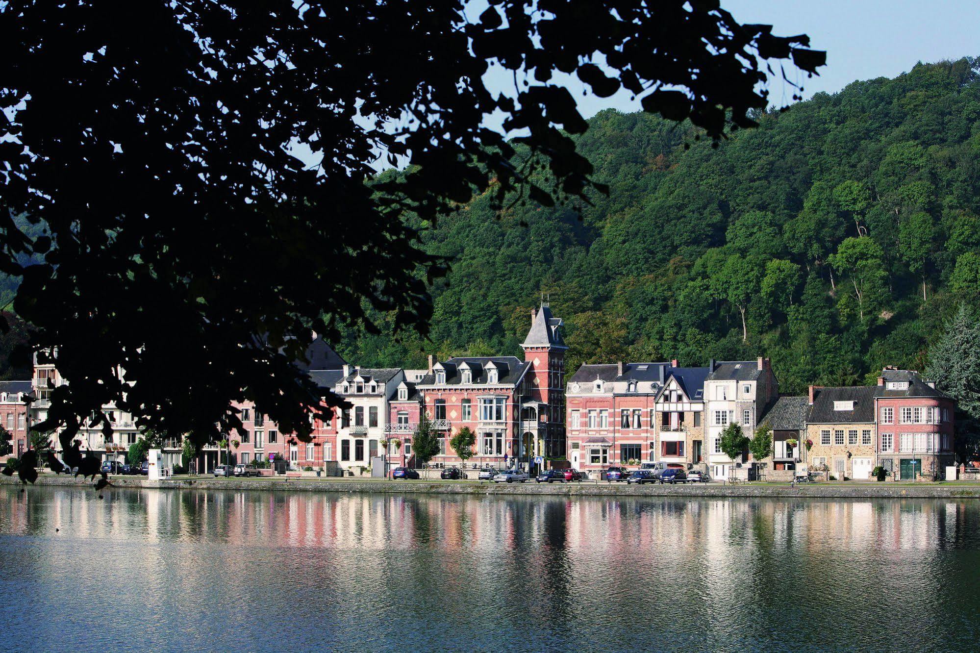 Auberge De Jeunesse De Namur Exterior photo